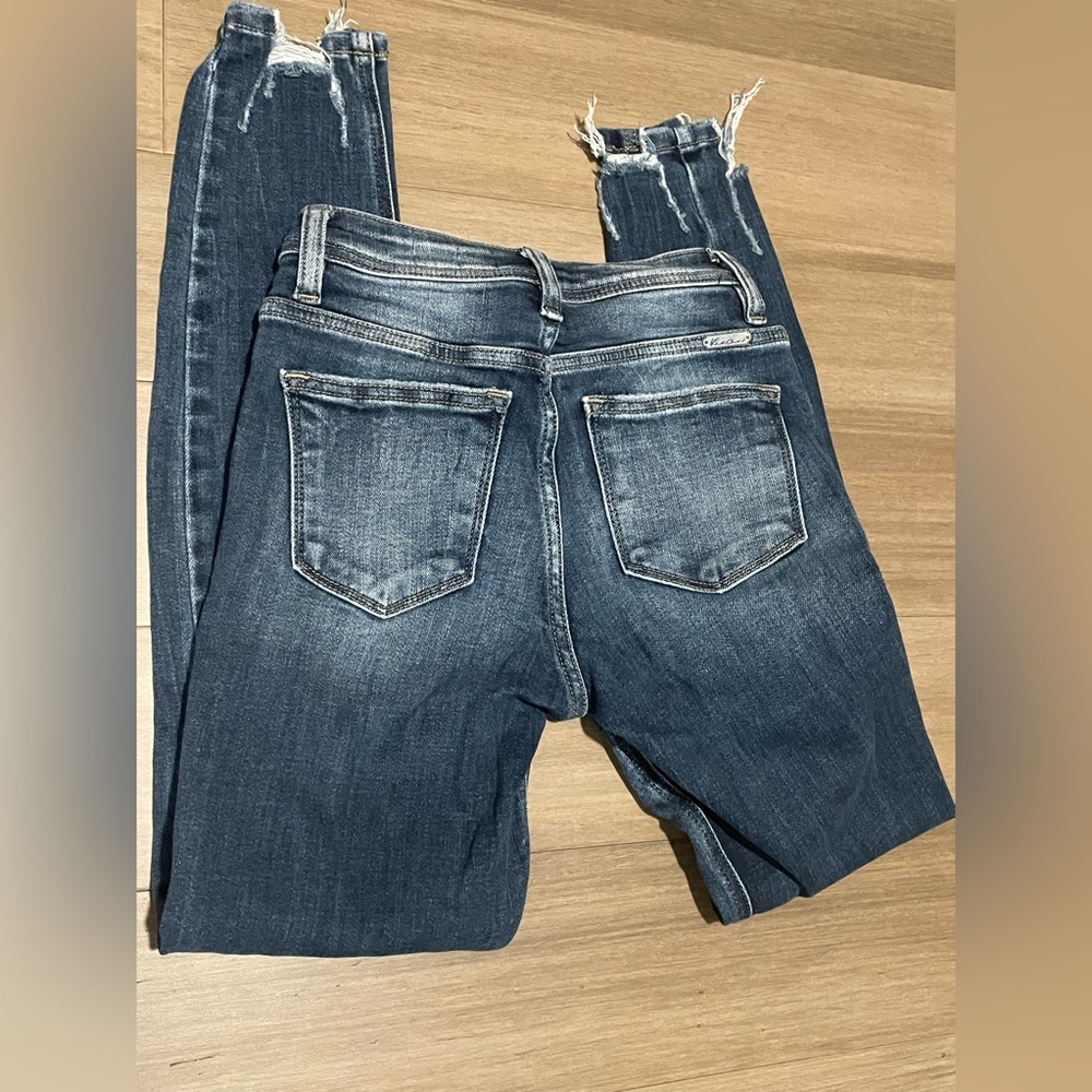 Like new Buckle Kan Can Jeans 24 mid rise ankle skinny